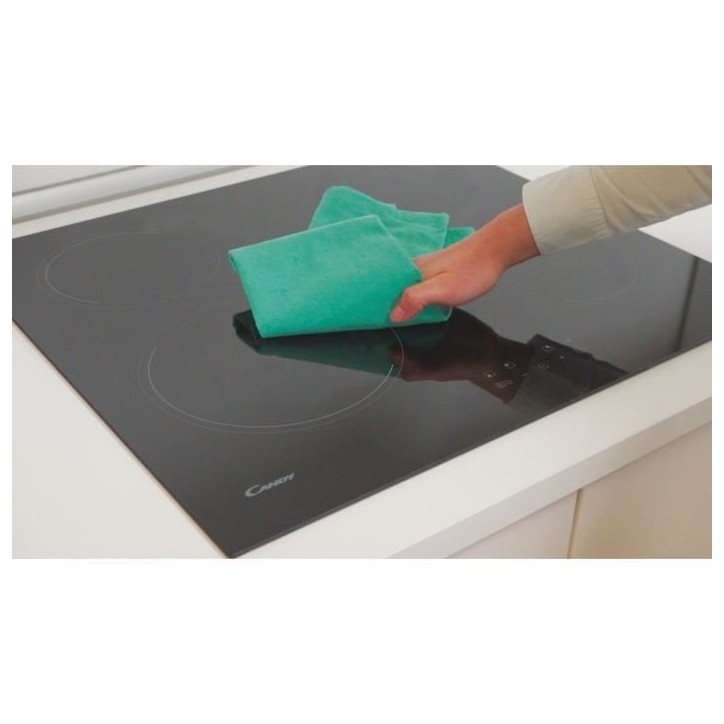 Plaque induction CANDY - 4 feux - 21 cm - CI642CBB/1 Plaque induction CANDY - 4 feux - 21 cm - CI642CBB/1