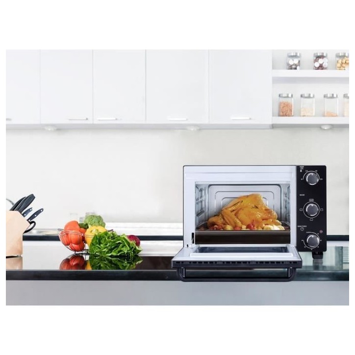 CONTINENTAL EDISON CEMF22B - Minifour électrique 22L noir - 1300W - Rotissoire, Convection naturelle CONTINENTAL EDISON CEMF22B - Minifour électrique 22L noir - 1300W - Rotissoire, Convection naturelle