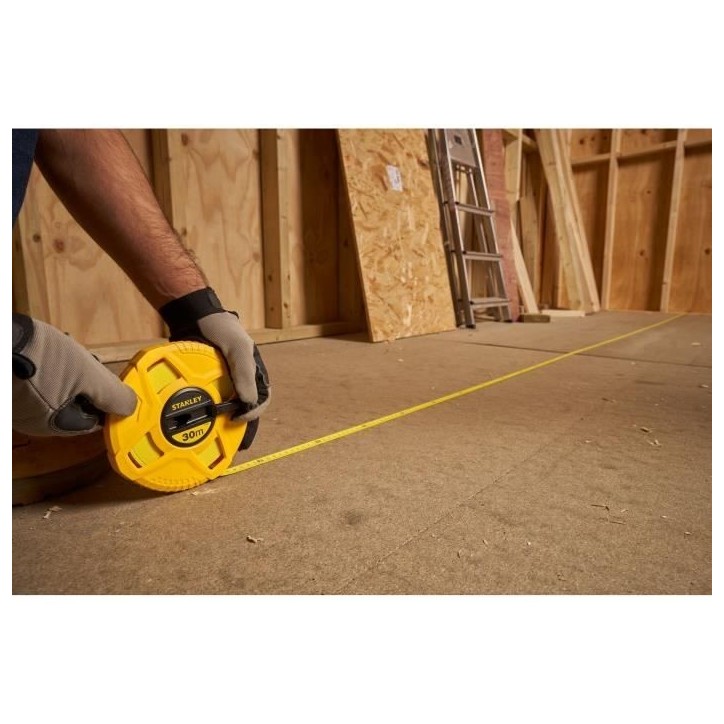 Mesure longue avec ruban fibre de verre STANLEY - 0-34-297 - 30m x 12,7mm