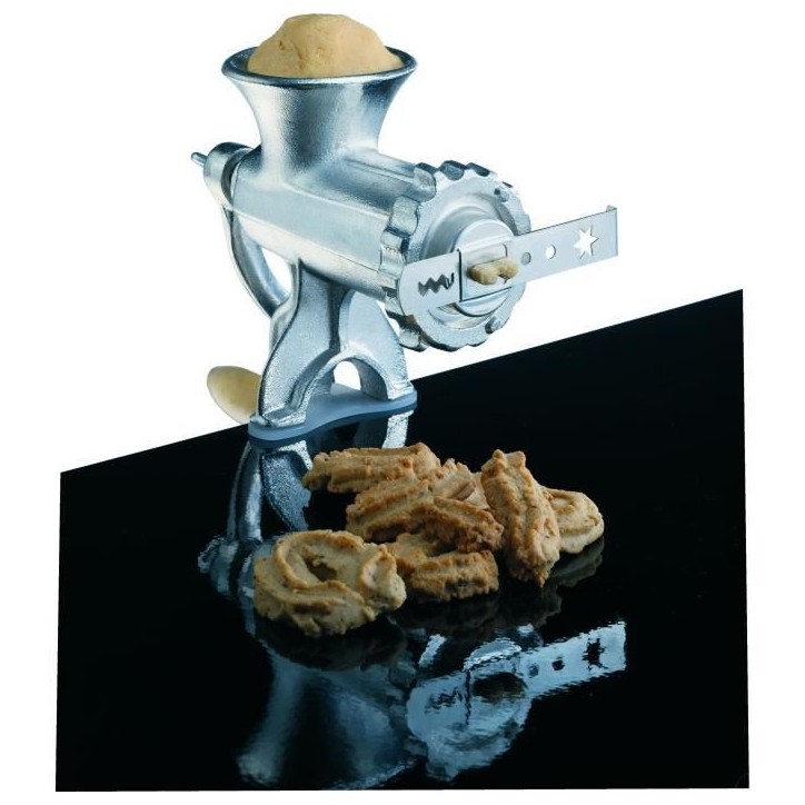 Hachoir manuel en fonte - BAUMALU - 450076 - N°8 avec accessoires pâtisserie Hachoir manuel en fonte - BAUMALU - 450076 - N°8 avec accessoires pâtisserie