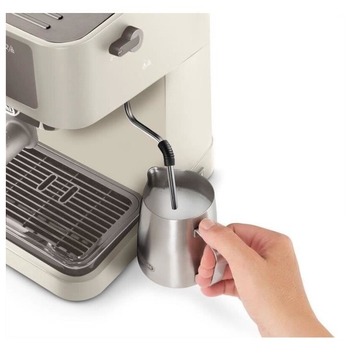 Machine a expresso - DELONGHI - STILOSA EC235.CR - Solo pompe - Bouilloire inox - Compatible ESE - Buse vapeur - Finition creme