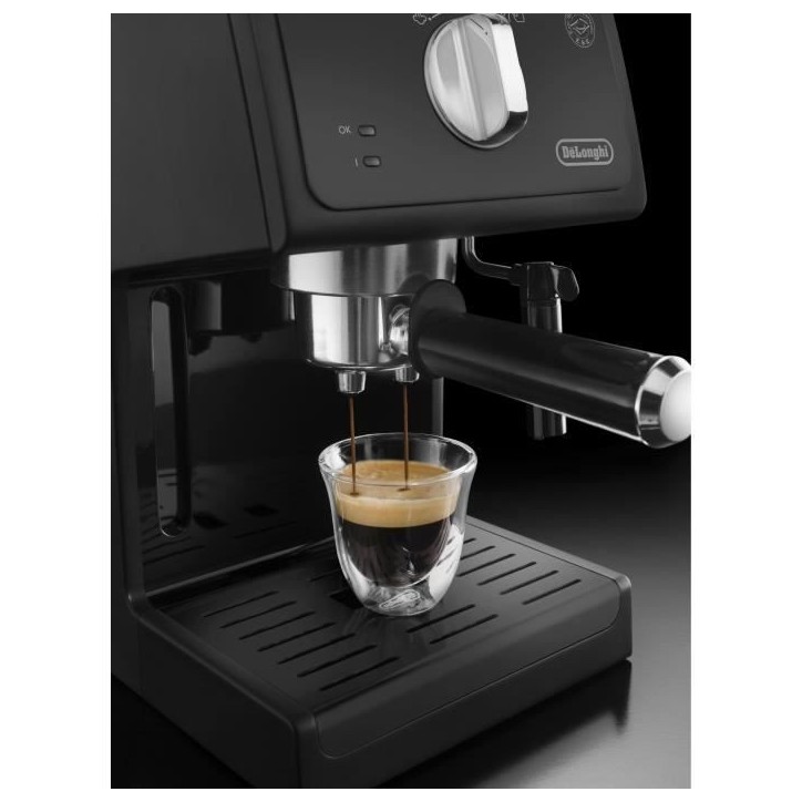 Machine a espresso pompe - DELONGHI - ECP31.21 - 15 bars - Noir Machine a espresso pompe - DELONGHI - ECP31.21 - 15 bars - Noir