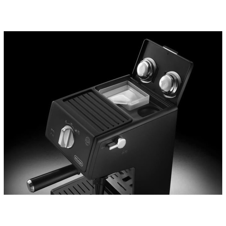 Machine a espresso pompe - DELONGHI - ECP31.21 - 15 bars - Noir Machine a espresso pompe - DELONGHI - ECP31.21 - 15 bars - Noir