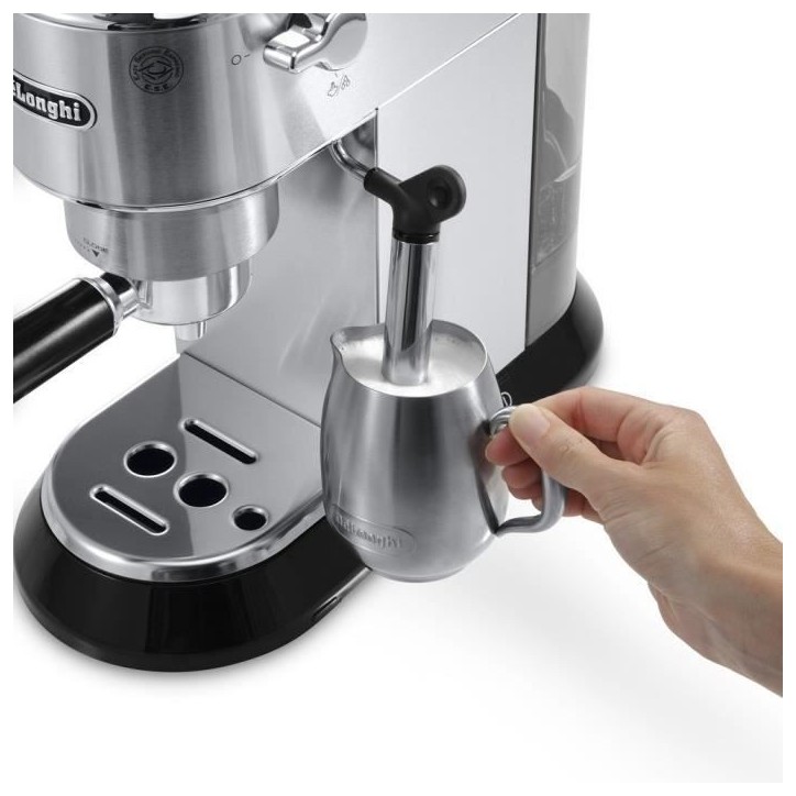 Machine expresso classique - DELONGHI EC685.M Dedica Style - Inox Machine expresso classique - DELONGHI EC685.M Dedica Style - Inox