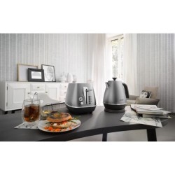 Bouilloire - DELONGHI - KBI2001.S - 2000 W - 1,7 L - Métal mat / Dét