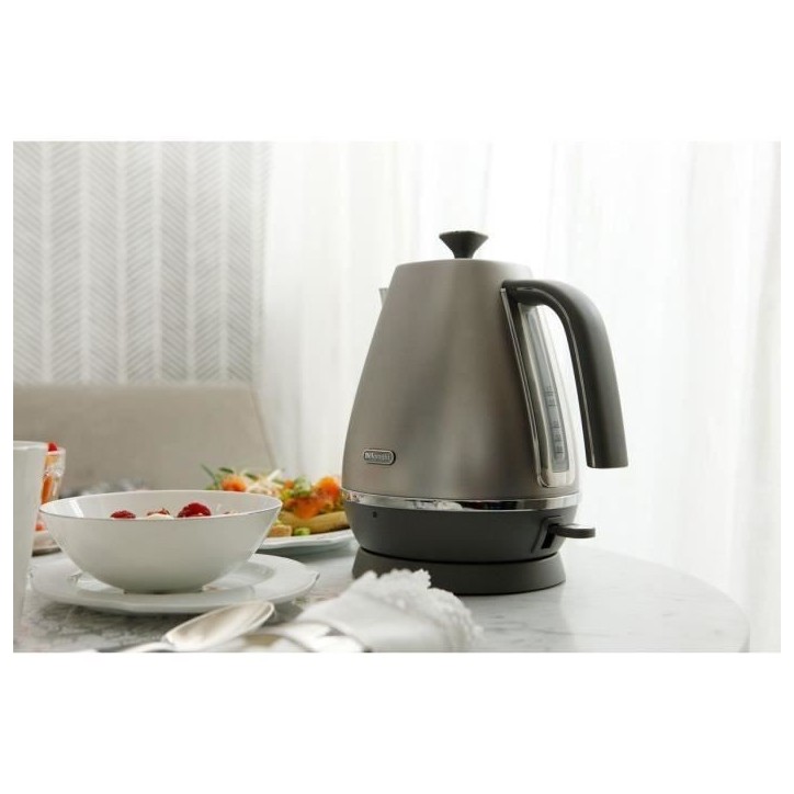 Bouilloire - DELONGHI - KBI2001.S - 2000 W - 1,7 L - Métal mat / Détails chromé Bouilloire - DELONGHI - KBI2001.S - 2000 W - 1,7 L - Métal mat / Détails chromé