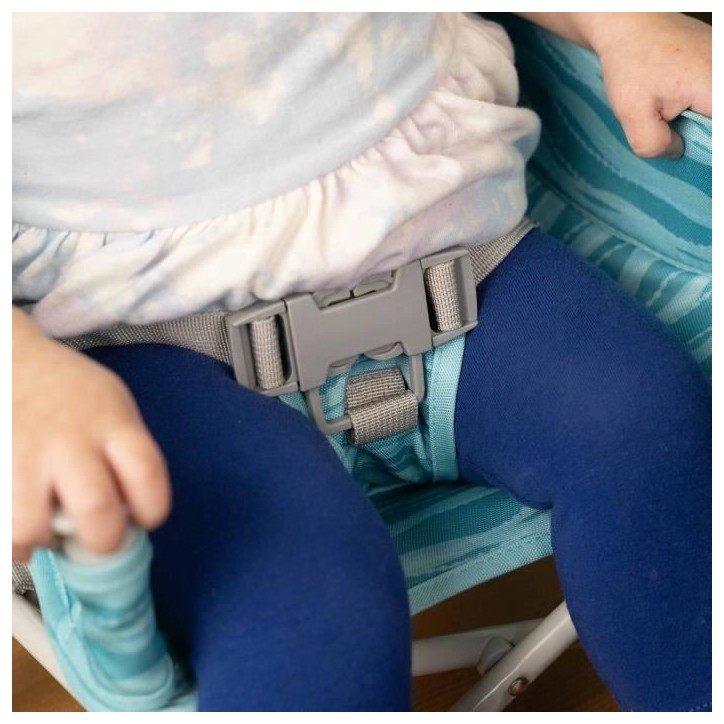 DISNEY BABY -NEMO- Rehausseur de chaise pliable, nomade, de voyage, Léger et facile a nettoyer, Sac de transport inclus DISNEY BABY -NEMO- Rehausseur de chaise pliable, nomade, de voyage, Léger et facile a nettoyer, Sac de transport inclus