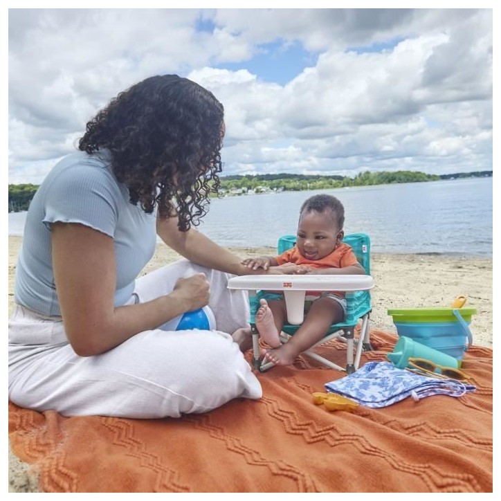 DISNEY BABY -NEMO- Rehausseur de chaise pliable, nomade, de voyage, Léger et facile a nettoyer, Sac de transport inclus DISNEY BABY -NEMO- Rehausseur de chaise pliable, nomade, de voyage, Léger et facile a nettoyer, Sac de transport inclus