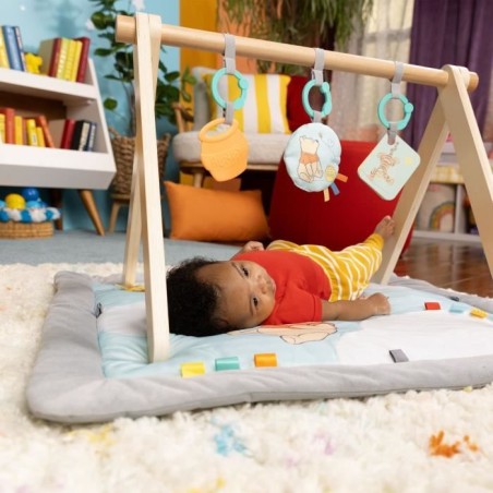 DISNEY BABY -WINNIE- Tapis de sol éveil bébé évolutif, arche en bois pliable avec jouets sensoriels, miroir