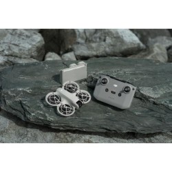 Drone ultra-compact - DJI - Neo Fly More Combo - 135g, accessoires inc