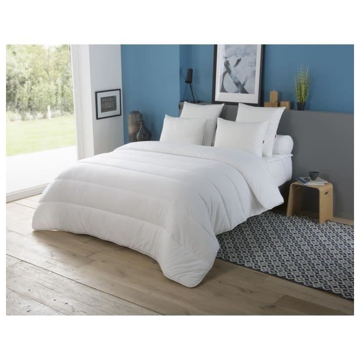 DODO Couette légere Country - 240 x 260 cm - Blanc DODO Couette légere Country - 240 x 260 cm - Blanc