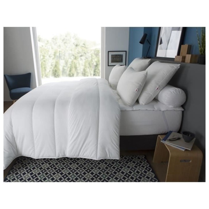 DODO Couette légere Country - 240 x 260 cm - Blanc DODO Couette légere Country - 240 x 260 cm - Blanc