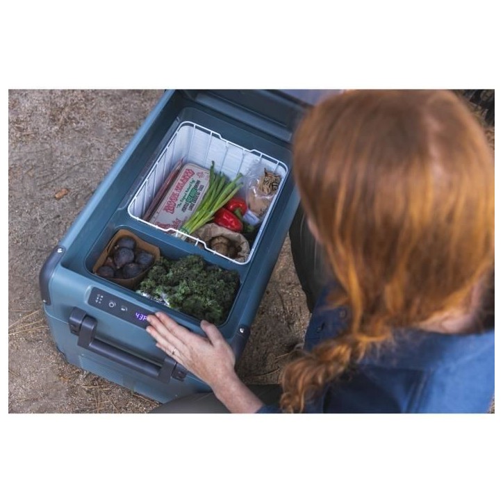 Glaciere électrique portable - DOMETIC - CFX2 37 - A compression - 37 litres - 12 V - 24 V - 230 V - de +20° a -22°C - Bleu Glaciere électrique portable - DOMETIC - CFX2 37 - A compression - 37 litres - 12 V - 24 V - 230 V - de +20° a -22°C - Bleu