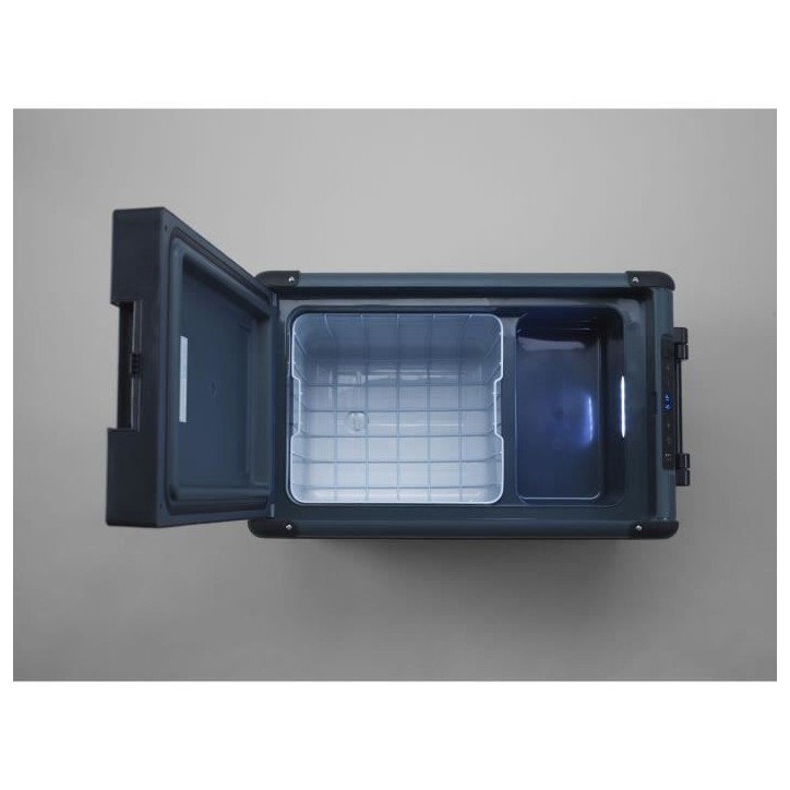 Glaciere électrique portable - DOMETIC - CFX2 45 - A compression - 45 litres - 12 V - 24 V - 230 V - de +20° a -22°C - Bleu Glaciere électrique portable - DOMETIC - CFX2 45 - A compression - 45 litres - 12 V - 24 V - 230 V - de +20° a -22°C - Bleu