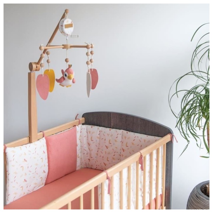 Tour de lit adaptable - DOMIVA - Happy - Motif plume coloré - 30x180 cm - Rouge Tour de lit adaptable - DOMIVA - Happy - Motif plume coloré - 30x180 cm - Rouge