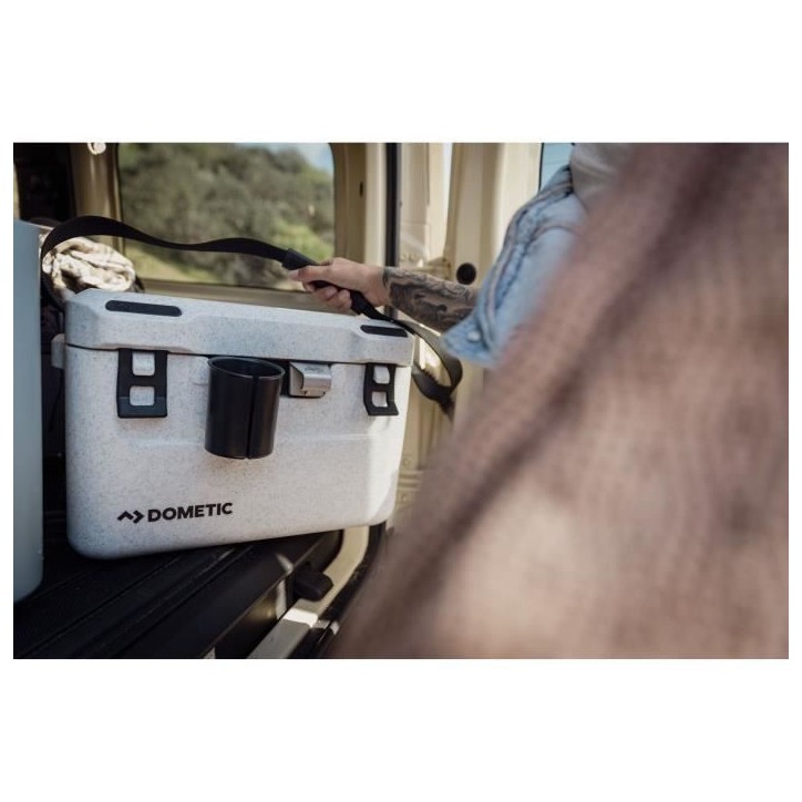 Glaciere isotherme - DOMETIC - Cool Ice CI 15 - 15L - Conserve la glace plusieurs jours - Glow Glaciere isotherme - DOMETIC - Cool Ice CI 15 - 15L - Conserve la glace plusieurs jours - Glow