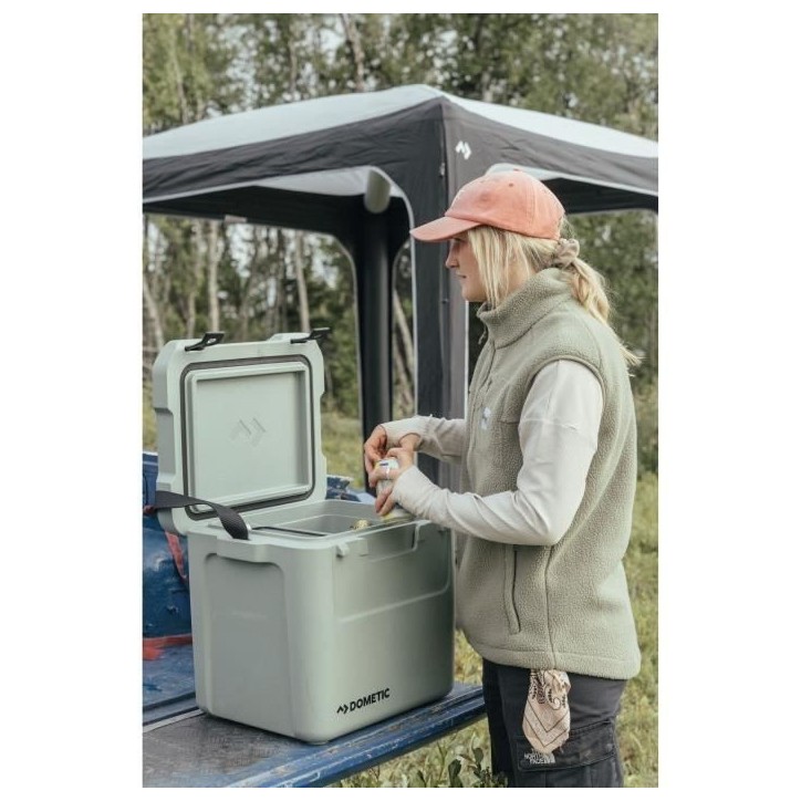 Glaciere isotherme - DOMETIC - Cool Ice CI 28 - 28L - Conserve la glace plusieurs jours - Glow Glaciere isotherme - DOMETIC - Cool Ice CI 28 - 28L - Conserve la glace plusieurs jours - Glow