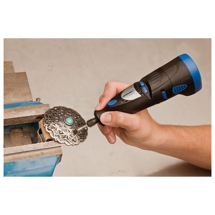 Coffret 20 accessoires DREMEL 684 (Coffret de nettoyage et polissage pour Outils multi-usages) Coffret 20 accessoires DREMEL 684 (Coffret de nettoyage et polissage pour Outils multi-usages)