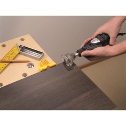 Adaptation Mini scie circulaire DREMEL 670 - Pour découper le bois av