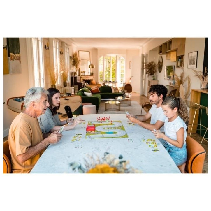 MILLE BORNES PLATEAU - GRAND CLASSIQUE - Jeu de plateau - DUJARDIN - Une édition familiale avec plateau 3D pour plus de fun ! MILLE BORNES PLATEAU - GRAND CLASSIQUE - Jeu de plateau - DUJARDIN - Une édition familiale avec plateau 3D pour plus de fun !