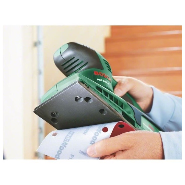 Ponceuse vibrante Bosch - PSS 200 A (Livré dans coffret plastique avec 1 Feuille abrasive P120) Ponceuse vibrante Bosch - PSS 200 A (Livré dans coffret plastique avec 1 Feuille abrasive P120)