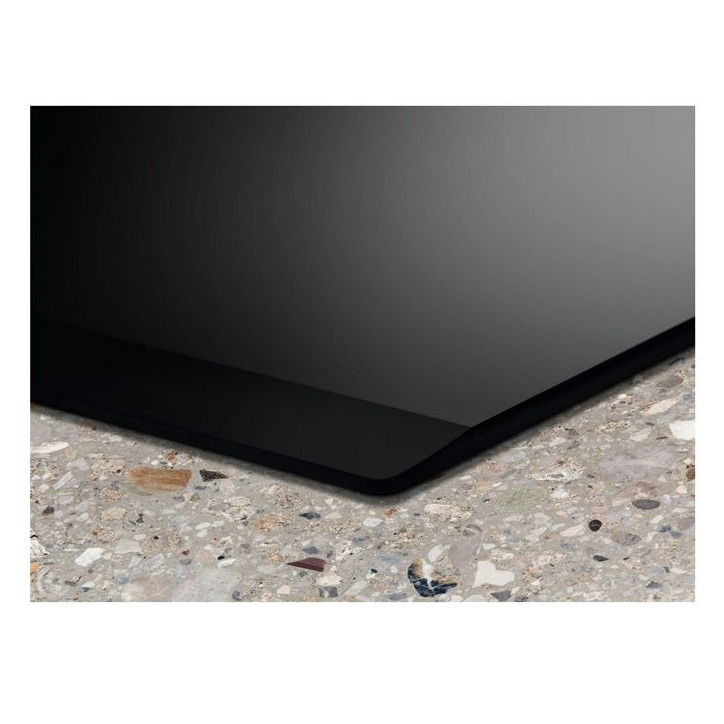 Plaque de cuisson aspirante a induction - ELECTROLUX - 4 foyers - 78 x 52 cm - KCC83443 Plaque de cuisson aspirante a induction - ELECTROLUX - 4 foyers - 78 x 52 cm - KCC83443