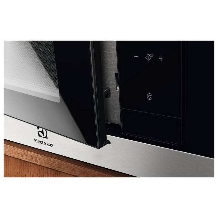 Micro-ondes encastrable - ELECTROLUX - CMS4253TMX - Inox anti-trace - 23l - Grill - H 388 x L 595 x P 400 mm Micro-ondes encastrable - ELECTROLUX - CMS4253TMX - Inox anti-trace - 23l - Grill - H 388 x L 595 x P 400 mm