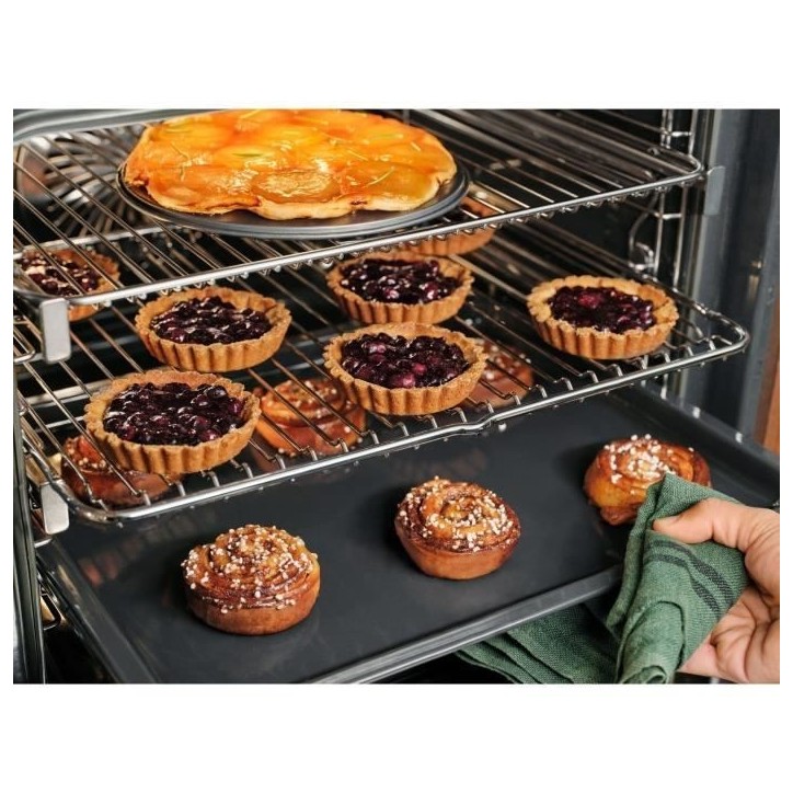 Four Pyrolyse - Chaleur tournante pulsée - ELECTROLUX EOF8P08X - 99 recettes automatiques - Interface tactile - Porte froide Four Pyrolyse - Chaleur tournante pulsée - ELECTROLUX EOF8P08X - 99 recettes automatiques - Interface tactile - Porte froide