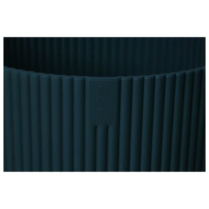 ELHO Pot de fleurs Rond VIBES - Ø22 x H20,16 cm - Plastique - Bleu Foncé ELHO Pot de fleurs Rond VIBES - Ø22 x H20,16 cm - Plastique - Bleu Foncé
