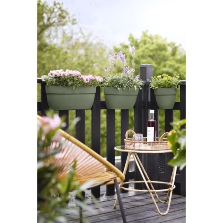 ELHO Balconniere Vibia Campana Easy Hanger L - 24,1 x 46 x H26,5 cm - Vert pistache - Plastique régénéré - Avec réserve d'e