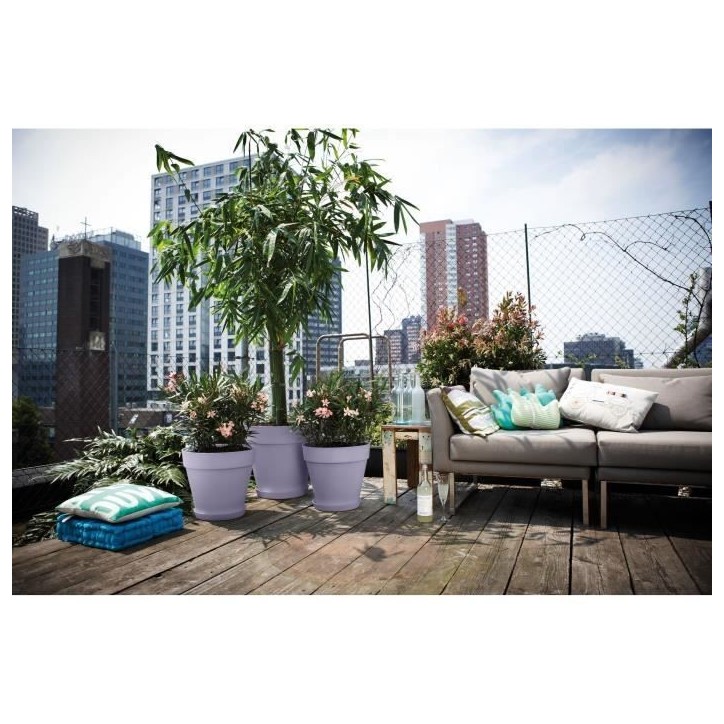 ELHO Pot de fleur Loft Urban Rond - Violet - Ø 28.5 x H 26 cm - Extérieur - 100% recyclé ELHO Pot de fleur Loft Urban Rond - Violet - Ø 28.5 x H 26 cm - Extérieur - 100% recyclé