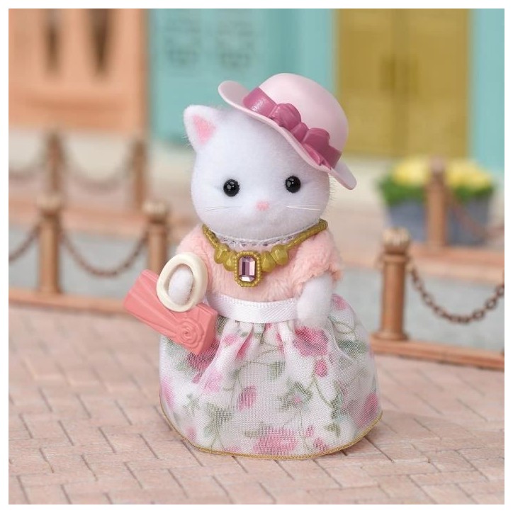 SYLVANIAN FAMILIES - 5461 - La valisette de mode et grande soeur chat persan - Le village SYLVANIAN FAMILIES - 5461 - La valisette de mode et grande soeur chat persan - Le village