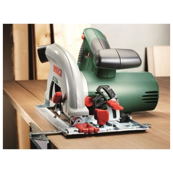 BOSCH Scie circulaire PKS 55A 1200W, 160mm + boîtier récupération - 0603501000 BOSCH Scie circulaire PKS 55A 1200W, 160mm + boîtier récupération - 0603501000