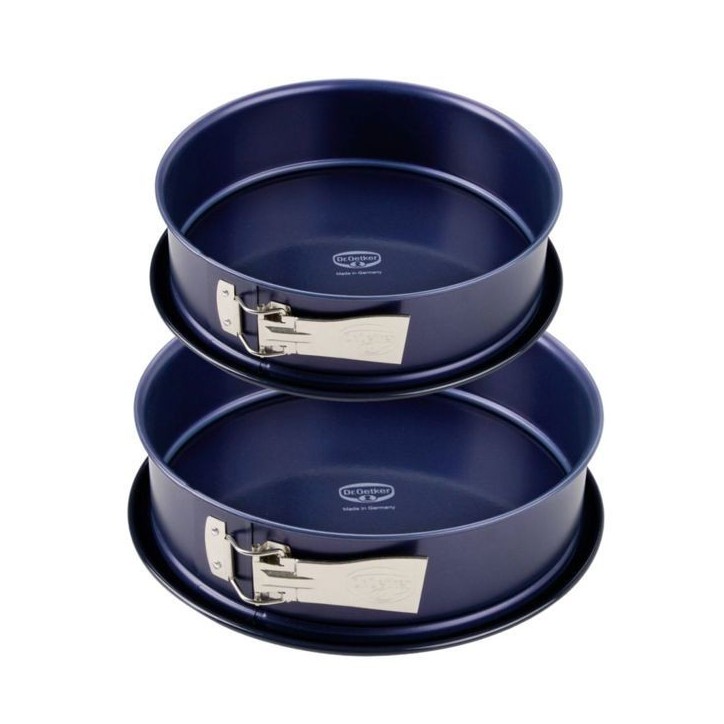 Ensemble de moule a manqué a charniere - DR oeTKER - Back Liebe - 26 et 28 cm