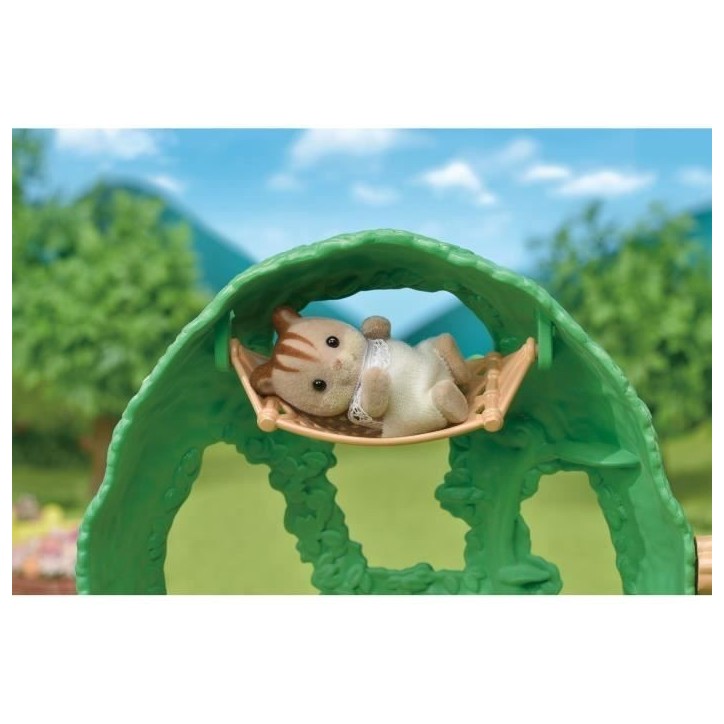 Figurines miniatures - SYLVANIAN FAMILIES - La cabane des bébés - Toboggan, balançoire, hamac Figurines miniatures - SYLVANIAN FAMILIES - La cabane des bébés - Toboggan, balançoire, hamac