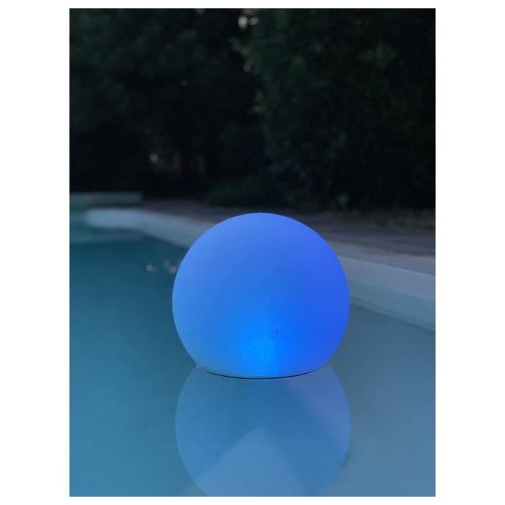 Boule solaire étanche multicolore 30cm avec télécommande - GALIX Boule solaire étanche multicolore 30cm avec télécommande - GALIX