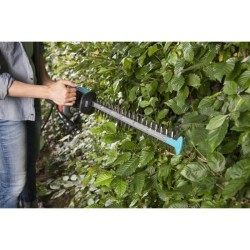 Taille-haies électrique GARDENA - EasyCut 420/45 - 420W - 45 cm - Poi
