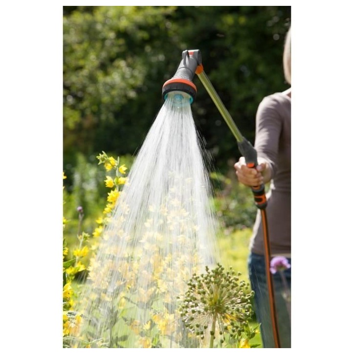 Fusil-arrosoir Comfort GARDENA - Jet pluie & concentré - Résistant au gel - Garantie 5 ans Fusil-arrosoir Comfort GARDENA - Jet pluie & concentré - Résistant au gel - Garantie 5 ans