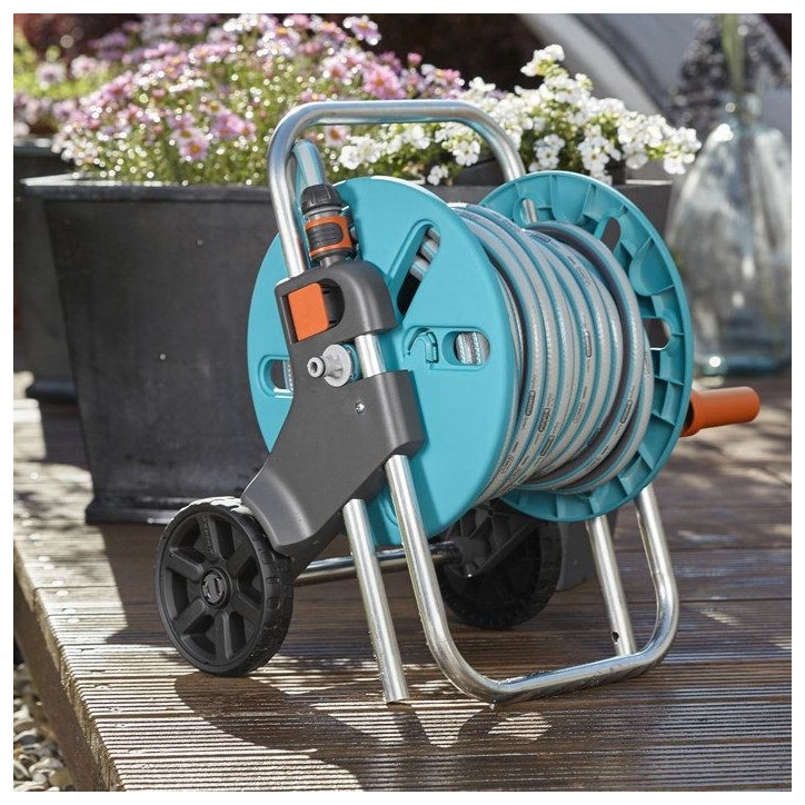 Dévidoir sur roues GARDENA CleverRoll taille S - Tuyau 20m ø 13mm et lance d'arrosage - Garantie 5 ans Dévidoir sur roues GARDENA CleverRoll taille S - Tuyau 20m ø 13mm et lance d'arrosage - Garantie 5 ans