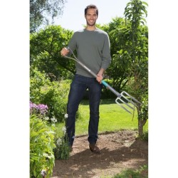 GARDENA Fourche a becher NatureLine– Manche bois 100% FSC – Poign