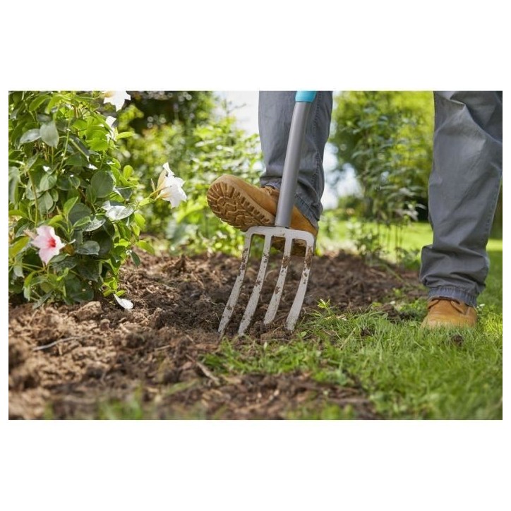 GARDENA Fourche a becher ErgoLine – Manche revetement souple – Poignée ergo en D – Dents acier trempé – Garantie 25 an GARDENA Fourche a becher ErgoLine – Manche revetement souple – Poignée ergo en D – Dents acier trempé – Garantie 25 an