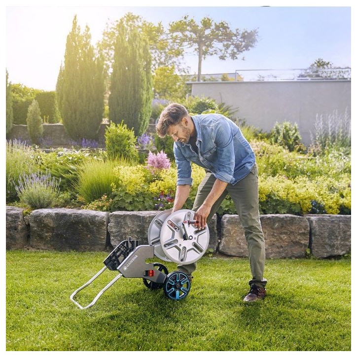 Dévidoir CleverRoll en métal pour jardin moyen - GARDENA - Longueur max 60m - Garantie 5 ans Dévidoir CleverRoll en métal pour jardin moyen - GARDENA - Longueur max 60m - Garantie 5 ans