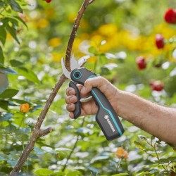 Sécateur a batterie AssistCut Gardena