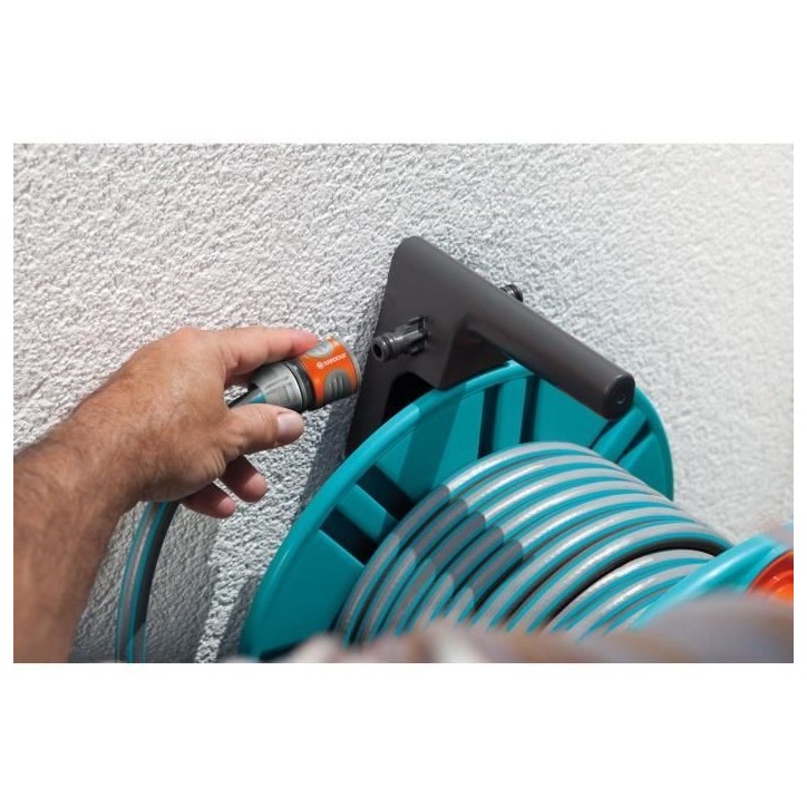 GARDENA Dévidoir mural Classic 60 – Longueur 60m max – Adapté tout diametre – Kit complet pret a l'emploi – Garantie 5
