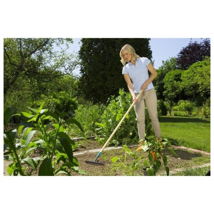 GARDENA Râteau-scarificateur 35cm Combisystem - Lames acier galvanisé pressé– Anti-mousse et émiettage – Garantie 25 ans GARDENA Râteau-scarificateur 35cm Combisystem - Lames acier galvanisé pressé– Anti-mousse et émiettage – Garantie 25 ans