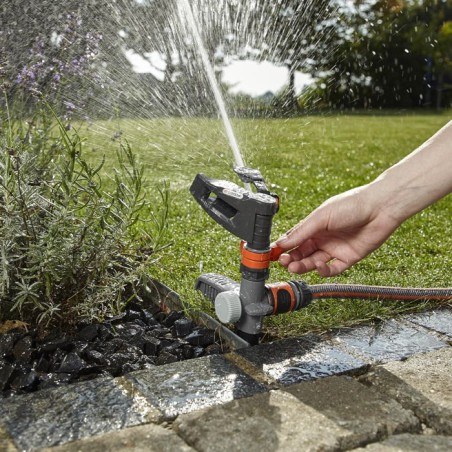 GARDENA Arroseur-canon sur pic Comfort – Portée réglable 12.5m max – Superficie max 490m² – Jardin XL – Garantie 5 an