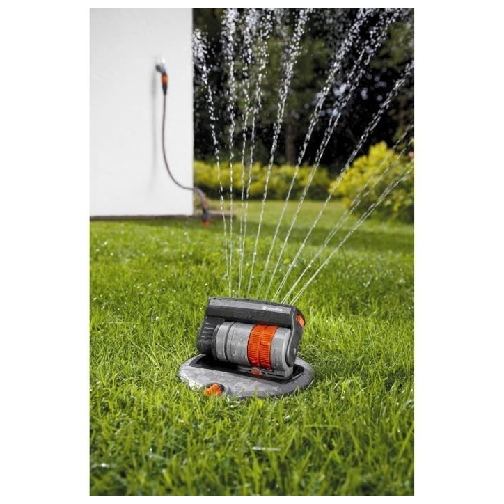 Kit arroseur oscillant escamotable OS140 - GARDENA - Surface 140m² - Portée 15m max - Arrosage rectangulaire Kit arroseur oscillant escamotable OS140 - GARDENA - Surface 140m² - Portée 15m max - Arrosage rectangulaire