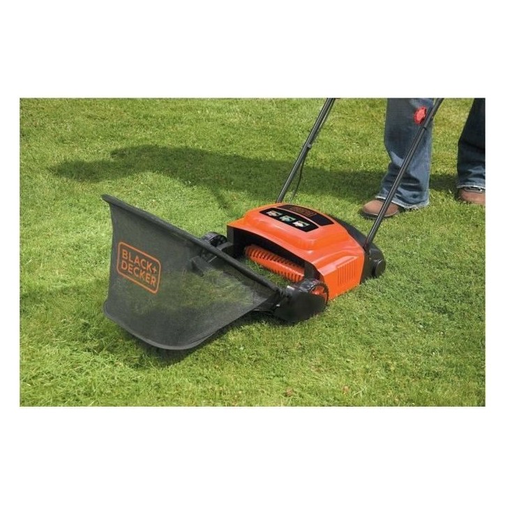 Aérateur-démousseur filaire - BLACK+DECKER - GD300-QS - 600W - 30cm Aérateur-démousseur filaire - BLACK+DECKER - GD300-QS - 600W - 30cm