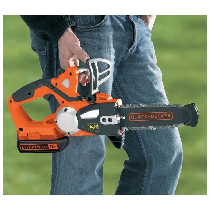 Scie élagueuse électrique sans fil + batterie 2Ah + chargeur - BLACK&DECKER - GKC1820L20-QW - 18V - Chaîne 20cm Scie élagueuse électrique sans fil + batterie 2Ah + chargeur - BLACK&DECKER - GKC1820L20-QW - 18V - Chaîne 20cm