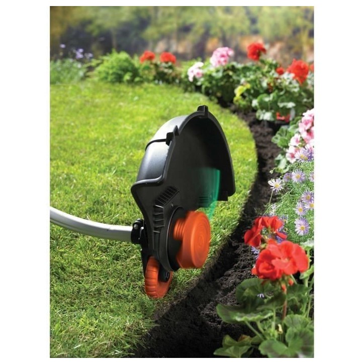 Coupe-bordure électrique BLACK+DECKER - GL8033-QS - 800W - 33 cm - Filaire - tete pivotante - tube télescopique Coupe-bordure électrique BLACK+DECKER - GL8033-QS - 800W - 33 cm - Filaire - tete pivotante - tube télescopique